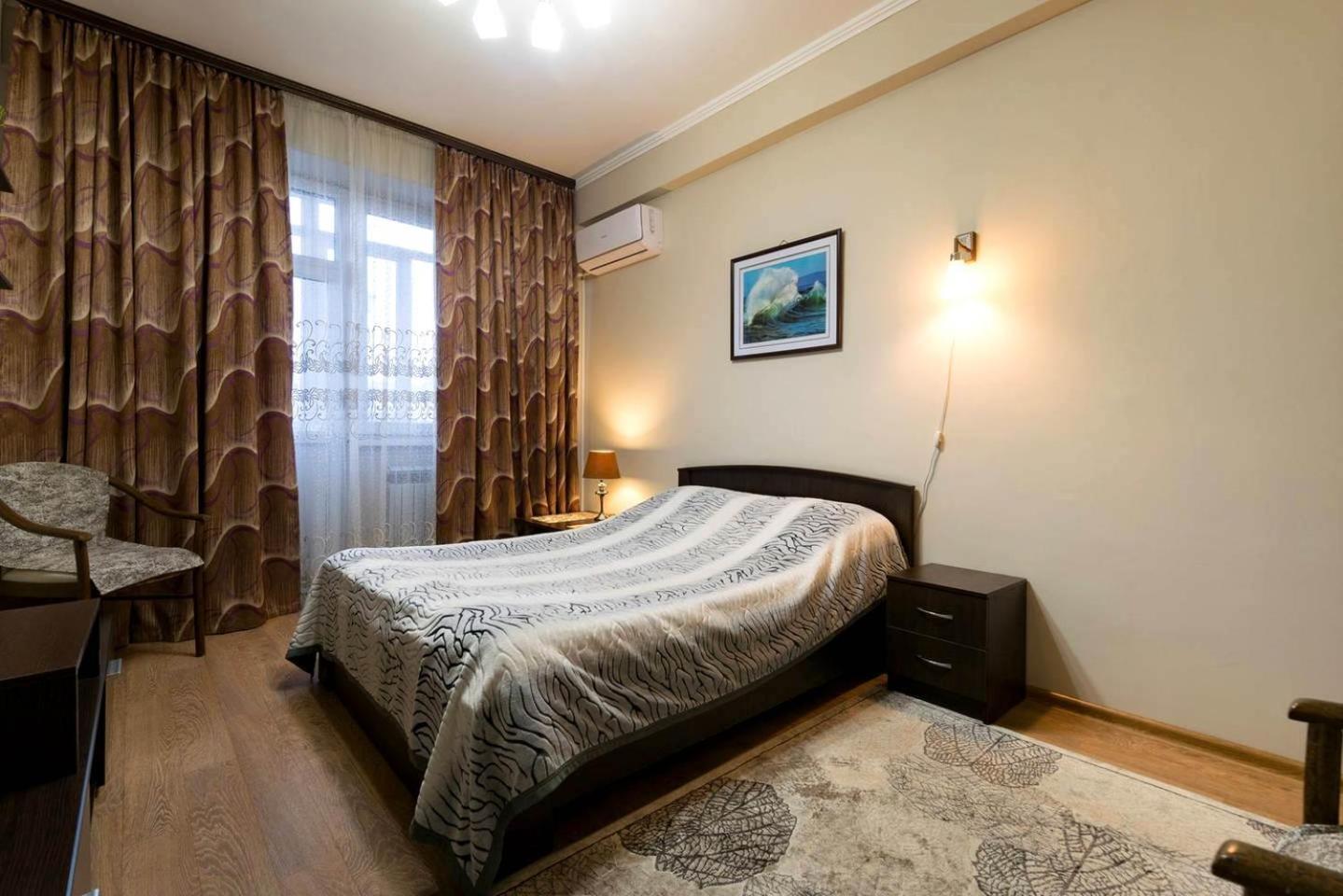 Nadezhda Apartments On Kazybek Bi St. Almaty Luaran gambar